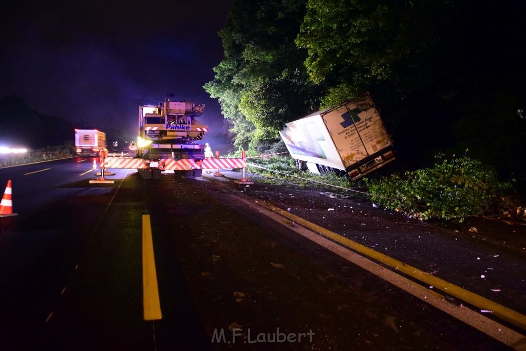 Schwerer VU A 3 Rich Oberhausen Hoehe AK Leverkusen P102.JPG - Miklos Laubert